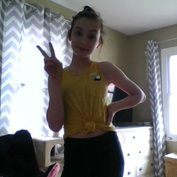 Old Navy Tops - Wide tank top